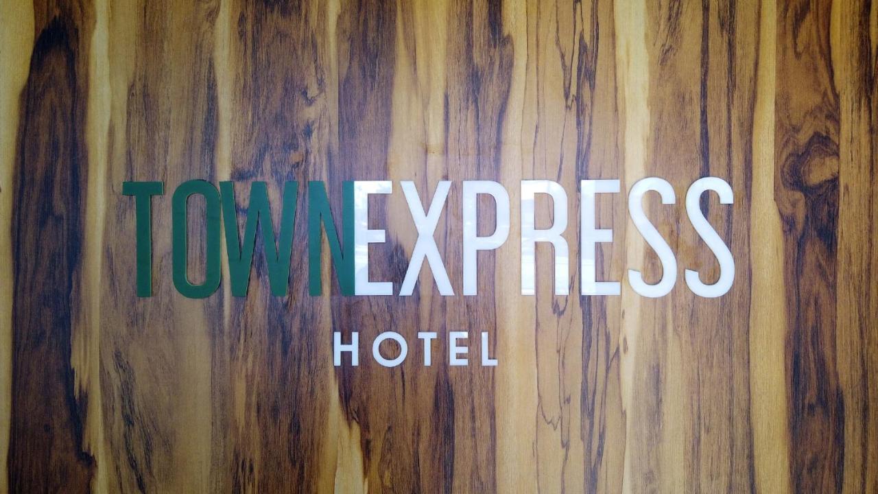 Hotel Town Express Durango Ngoại thất bức ảnh